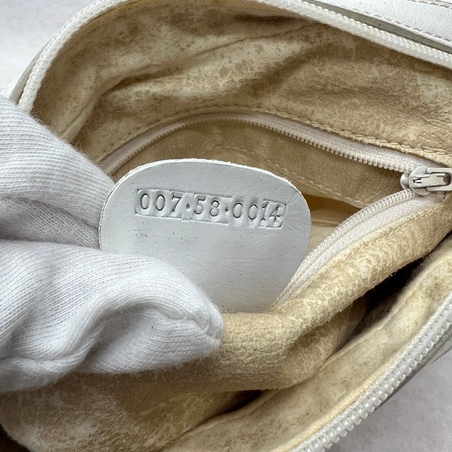 GUCCI モノグラム クロスボディ カメラバッグ 【中古】