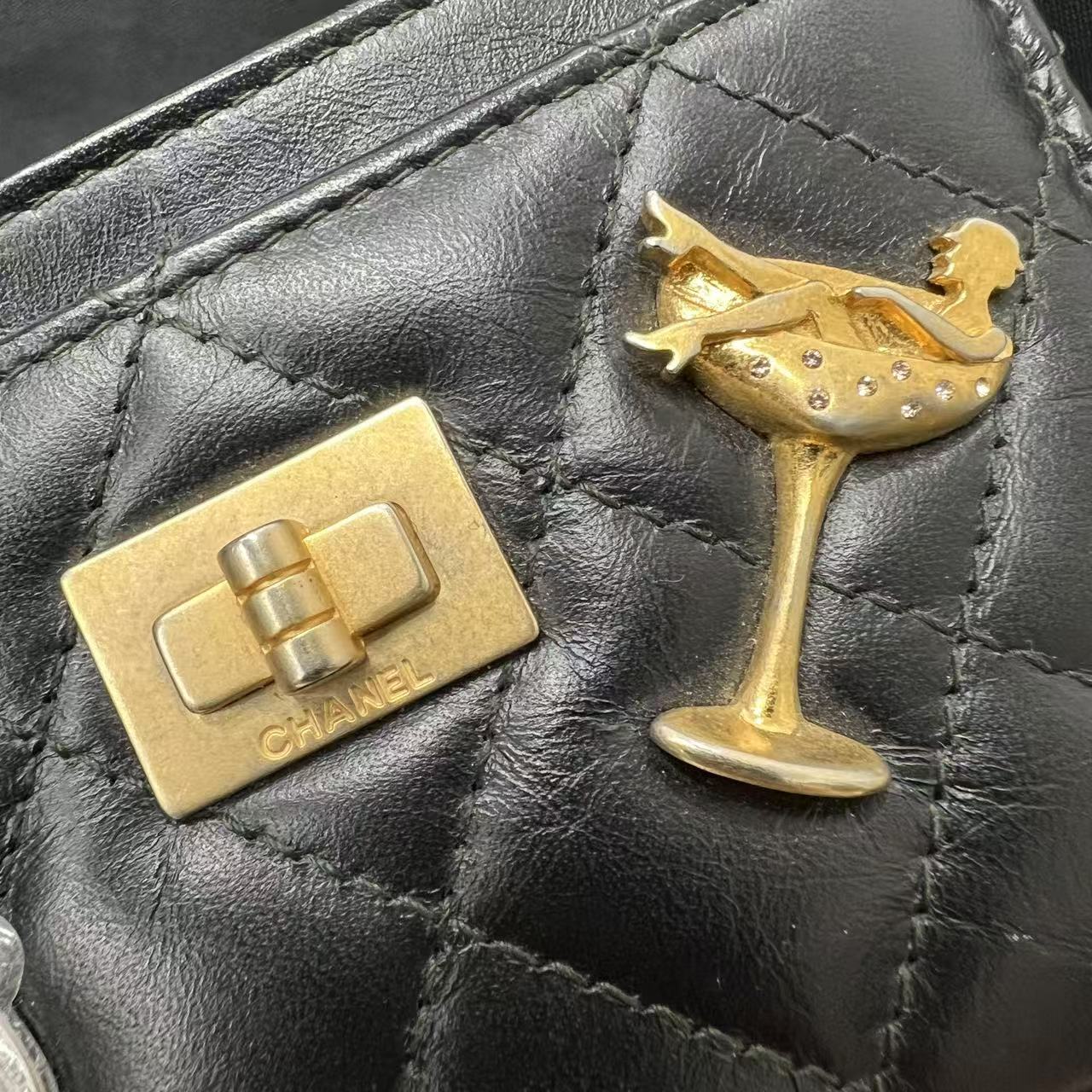 CHANEL 2017年限定 2.55 カードホルダー【中古】 
