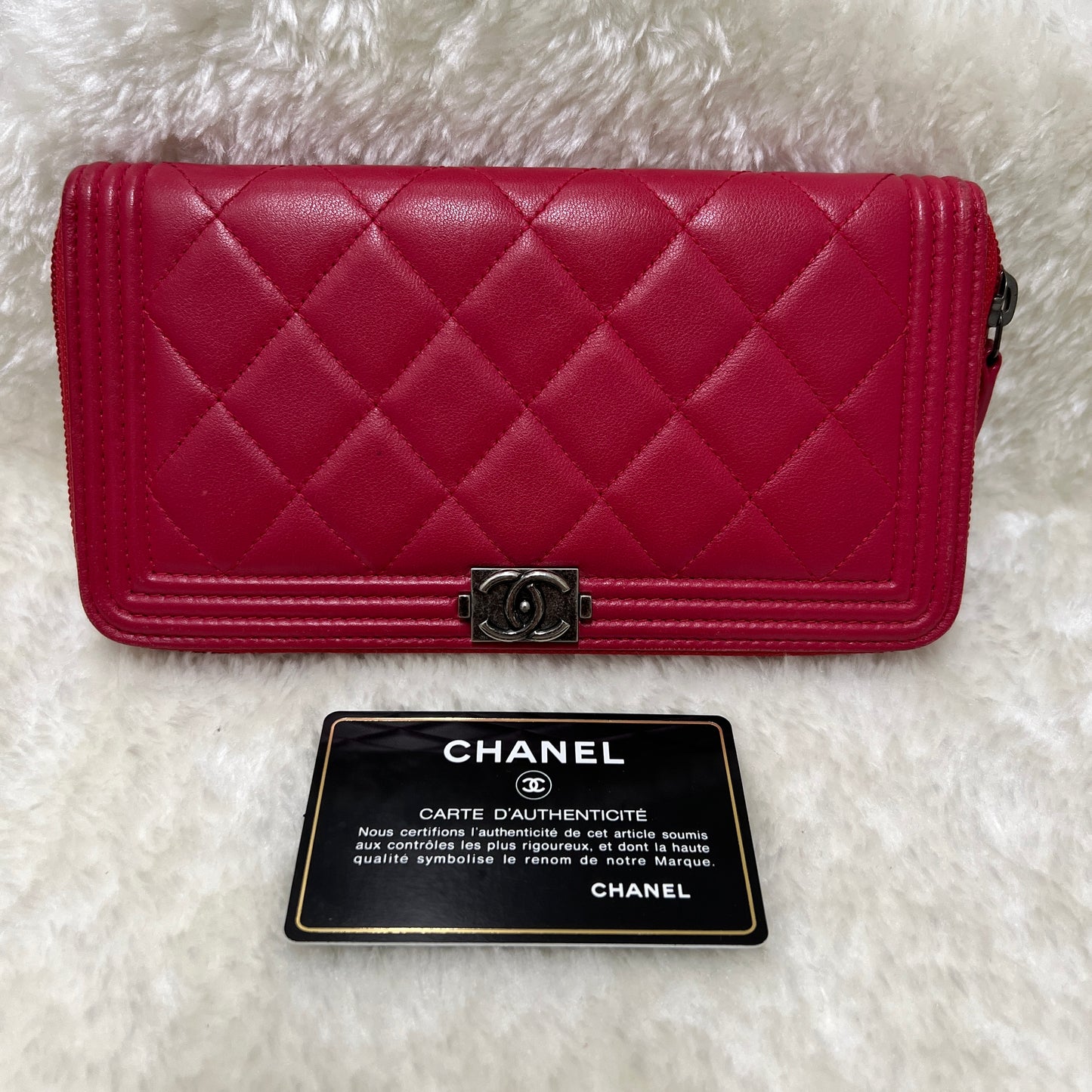 CHANEL Le Boy Wallet [Pre-Owned]