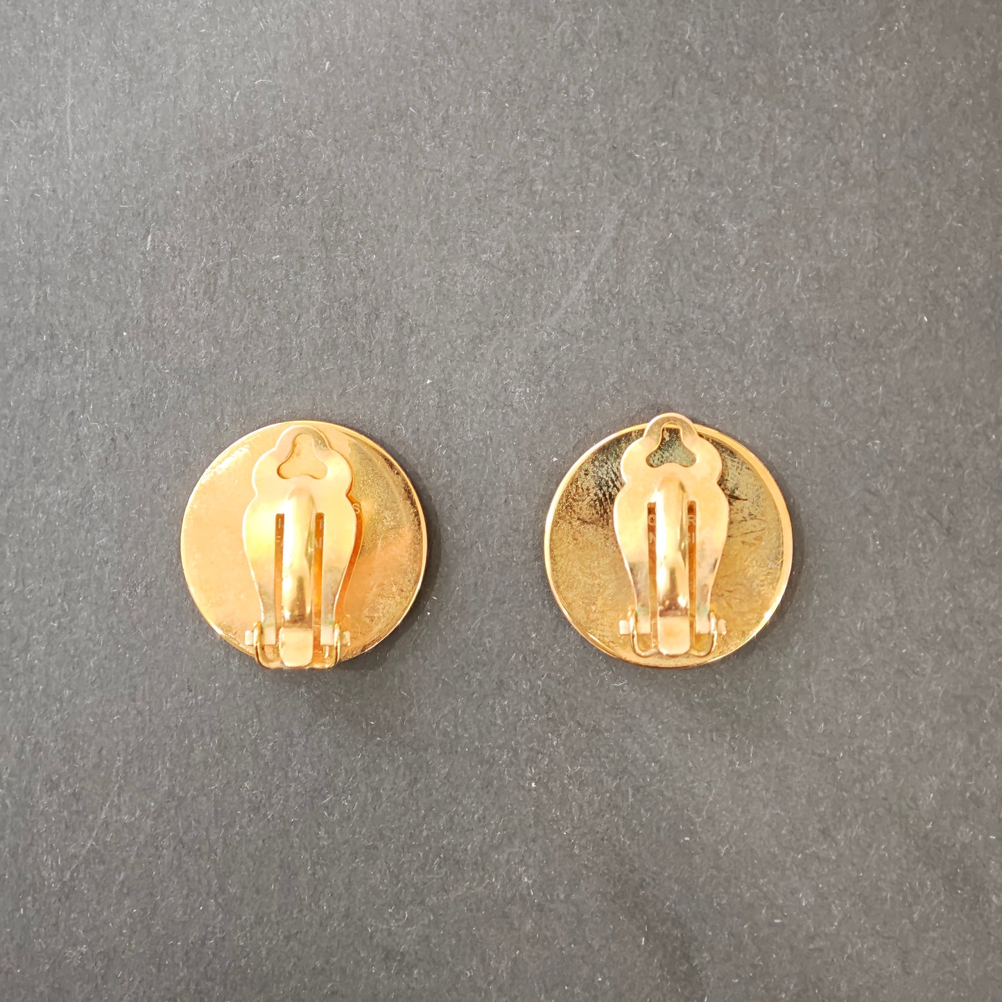 エルメス シェルモチーフ クリップオンイヤリング【中古】