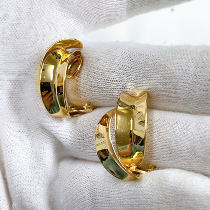DIOR Gold Clip-On Earrings [Pre-Owned]