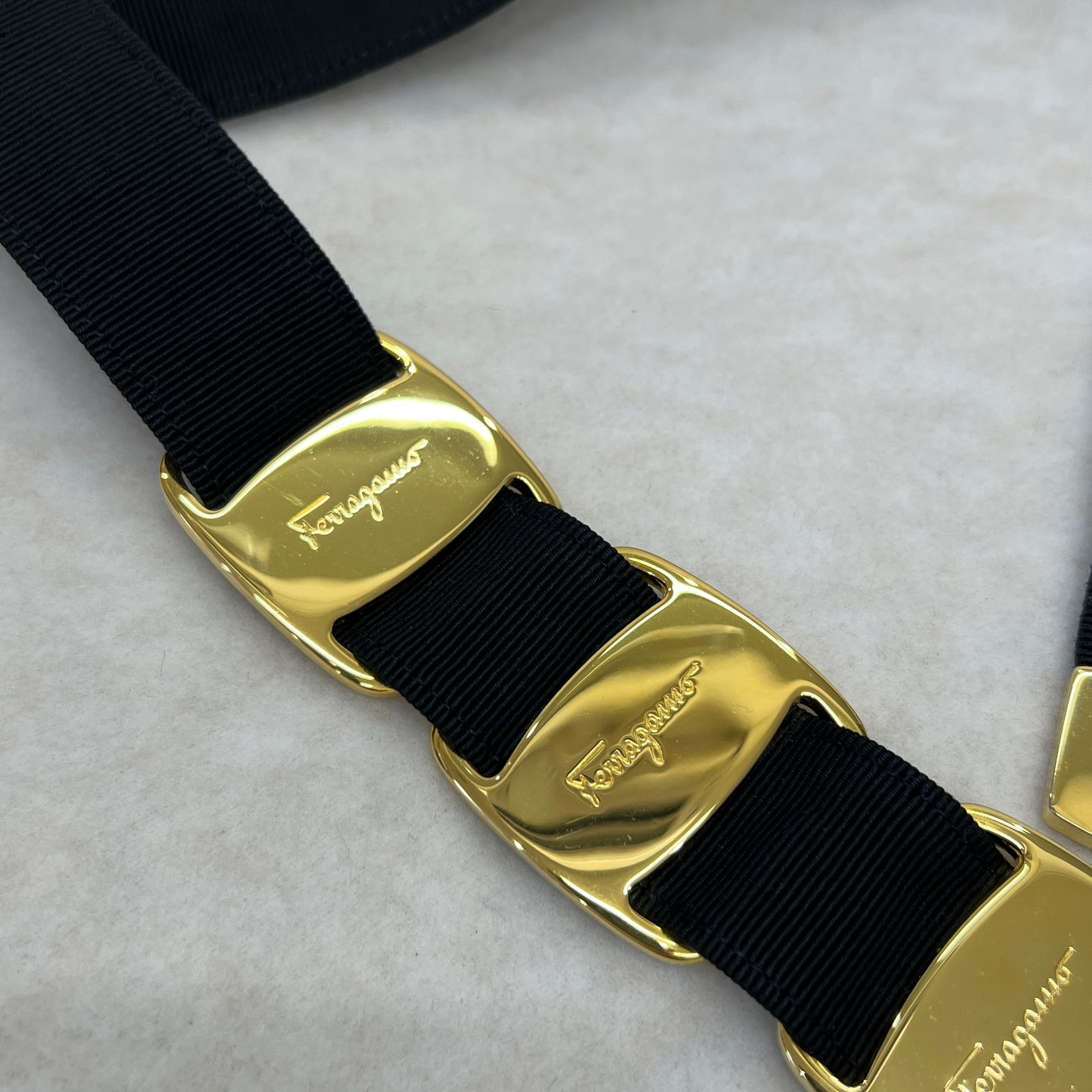 Ferragamo Leather Belt [Pre-Owned]