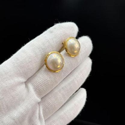 Aurora Pearl Clip-On Earrings [Pre-Owned]