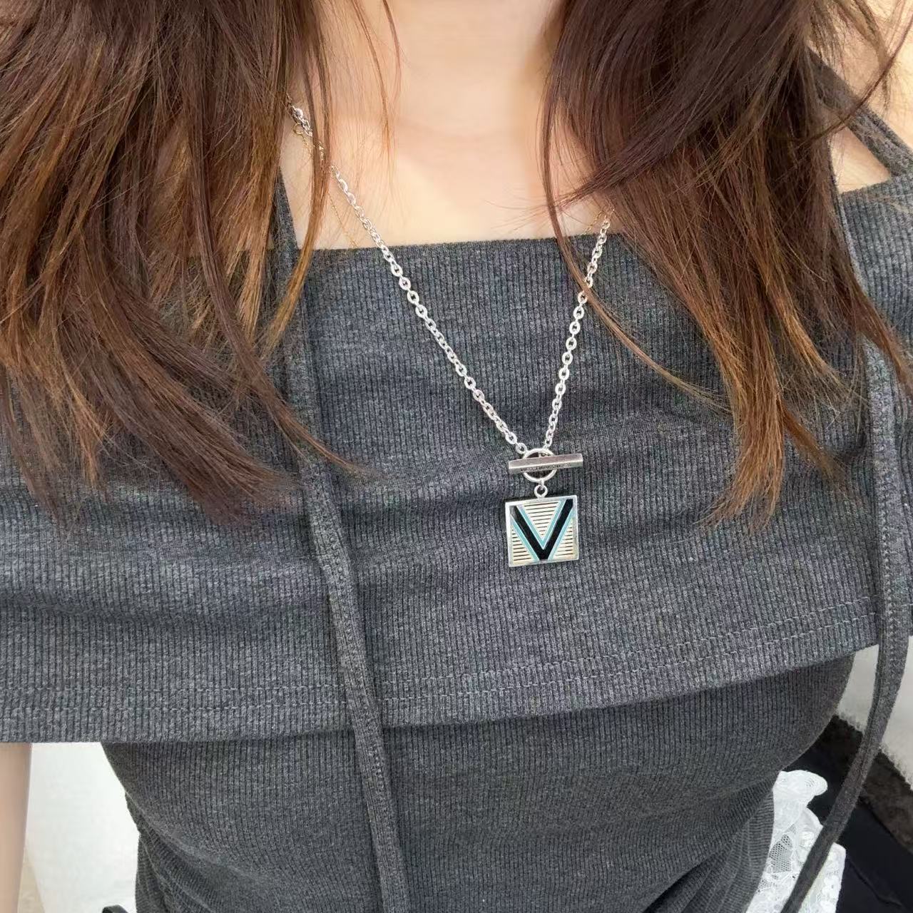 LV Silver VLogo Necklace [Pre-Owned]