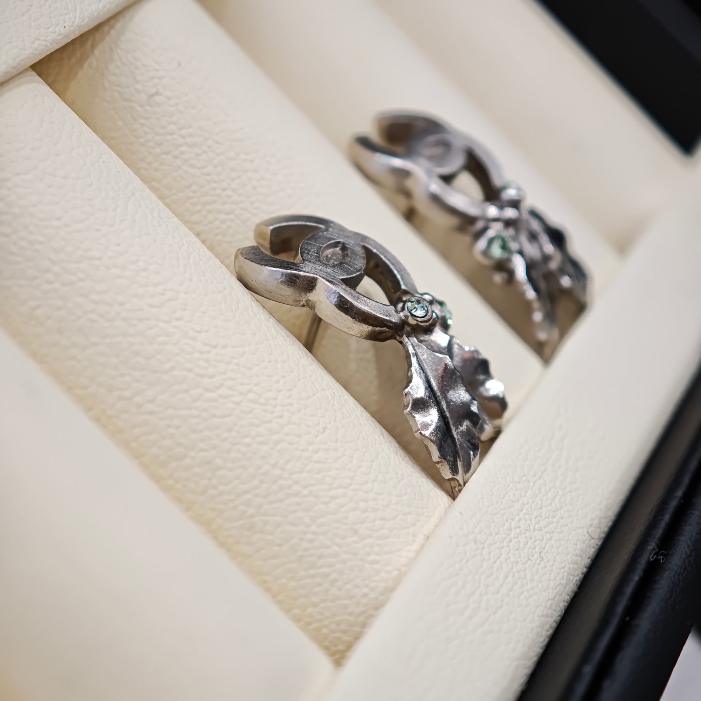 Chanel Stud Earrings [Pre-Owned]