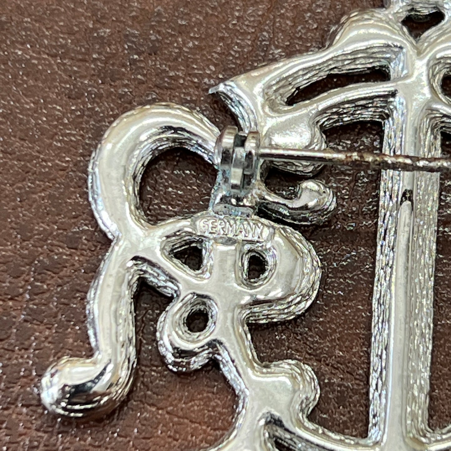 Dior Vintage Pumpkin Letter Logo Silver Rhinestone Brooch [pre-owned]