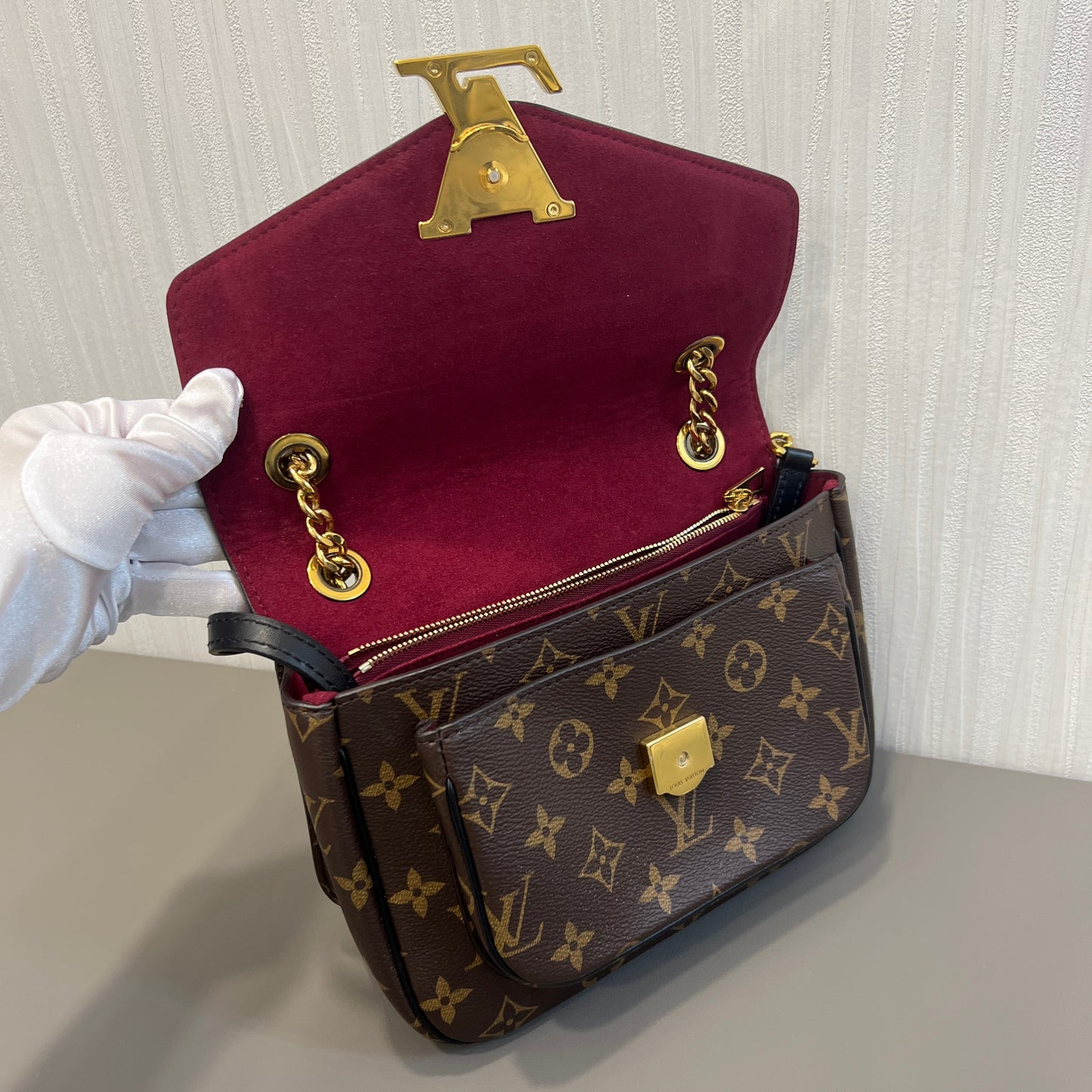 LV Passy Bag [Pre-Owned]