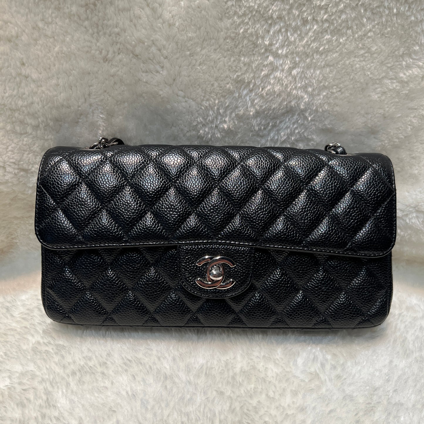 CHANEL Black Caviar Leather Baguette Bag [pre-owned]