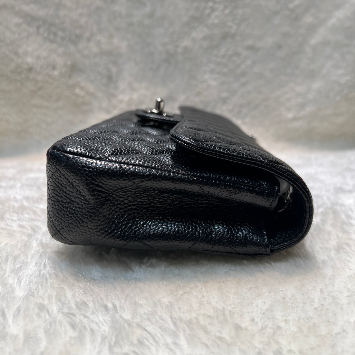 CHANEL Black Caviar Leather Baguette Bag [pre-owned]