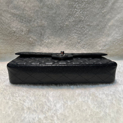 CHANEL Black Caviar Leather Baguette Bag [pre-owned]