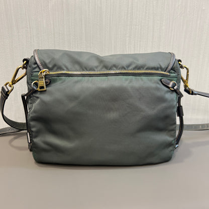 PRADA メッセンジャーショルダーバッグ【中古】