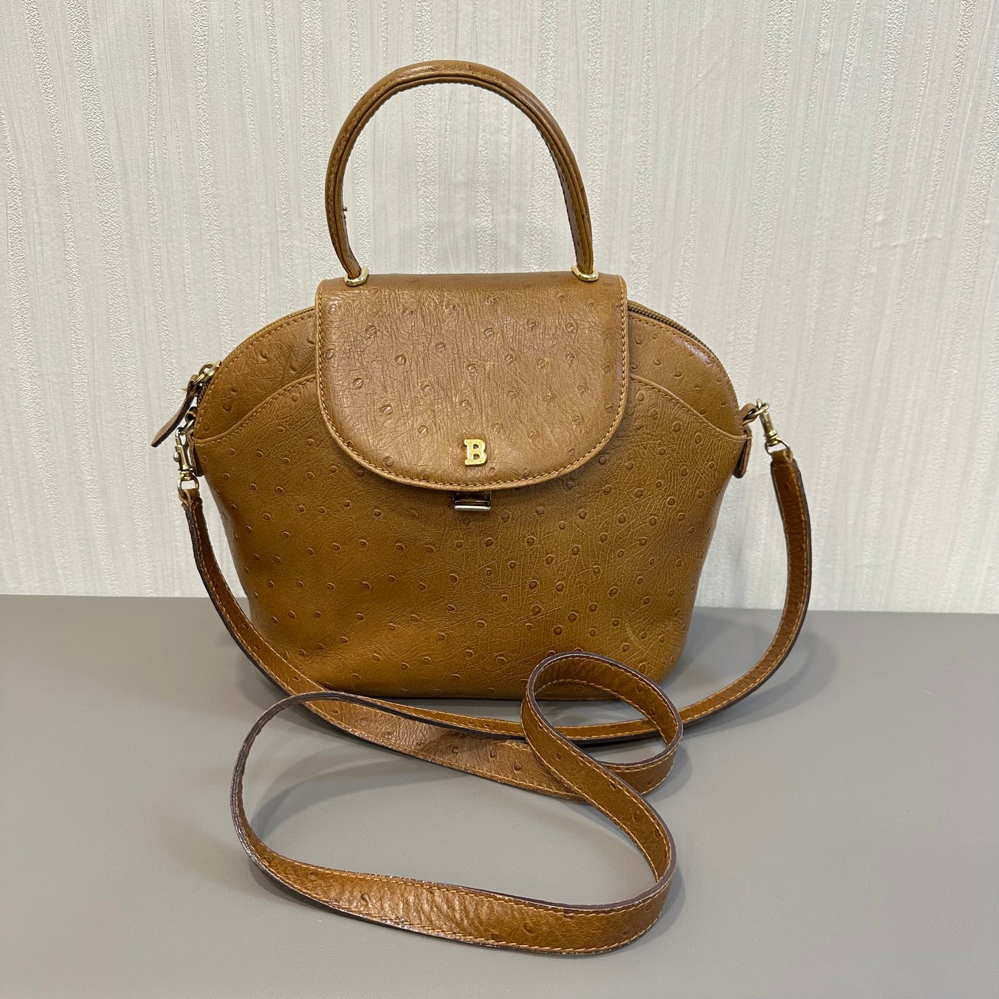 BALLY Caramel Ostrich Leather Shoulder Bag [Pre-Owned]