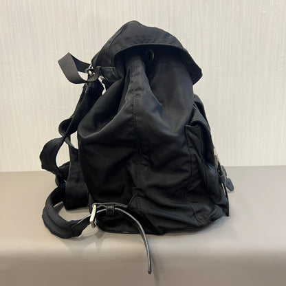 プラダ ブラックナイロン ブラックパック【中古】
