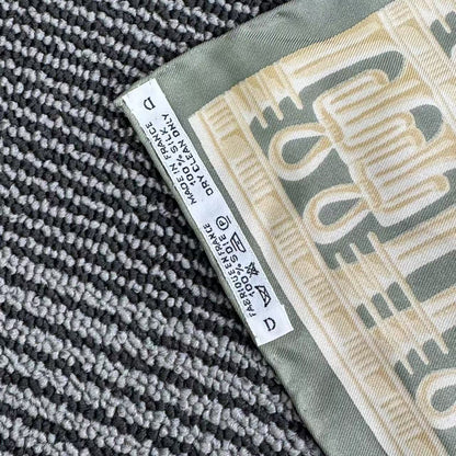 エルメス 90年代「ツタンカーメン」シルクスカーフ【中古】