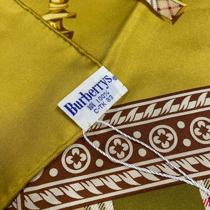 Burberry Scarf [Pre-Owned]