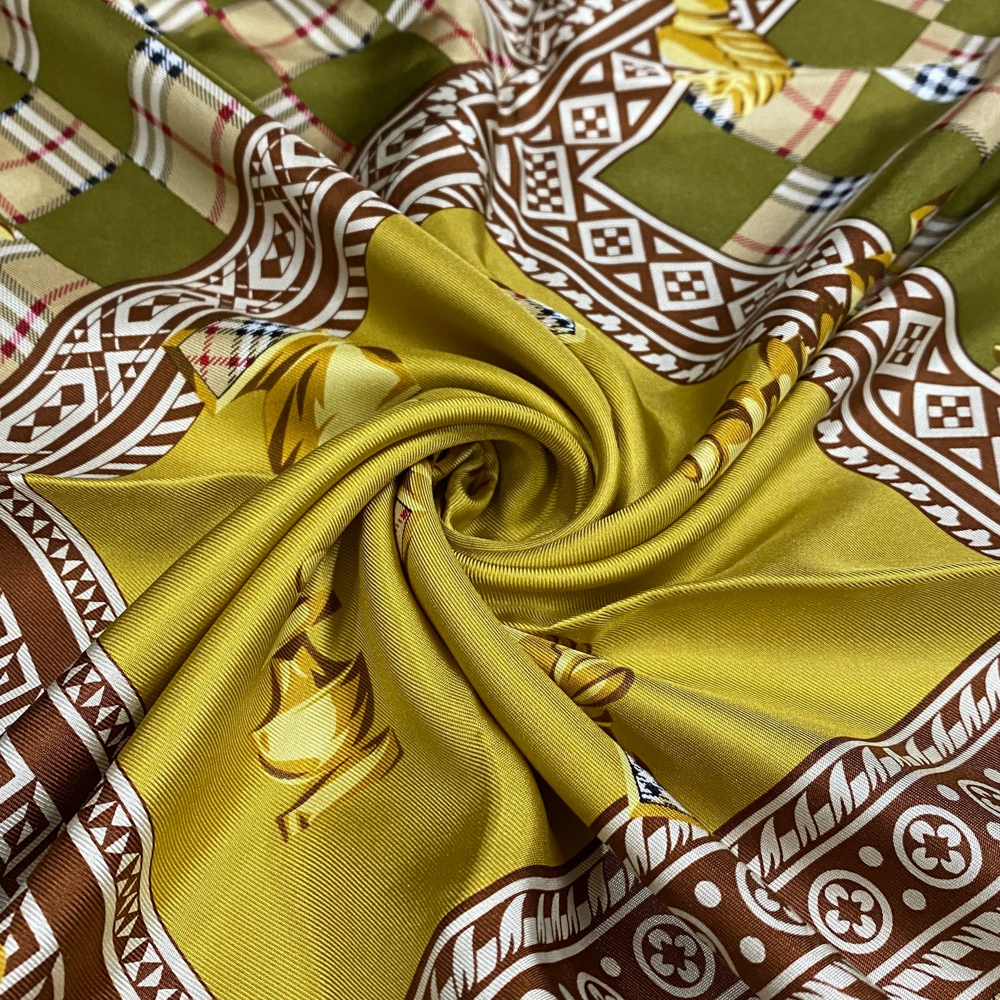 Burberry Scarf [Pre-Owned]