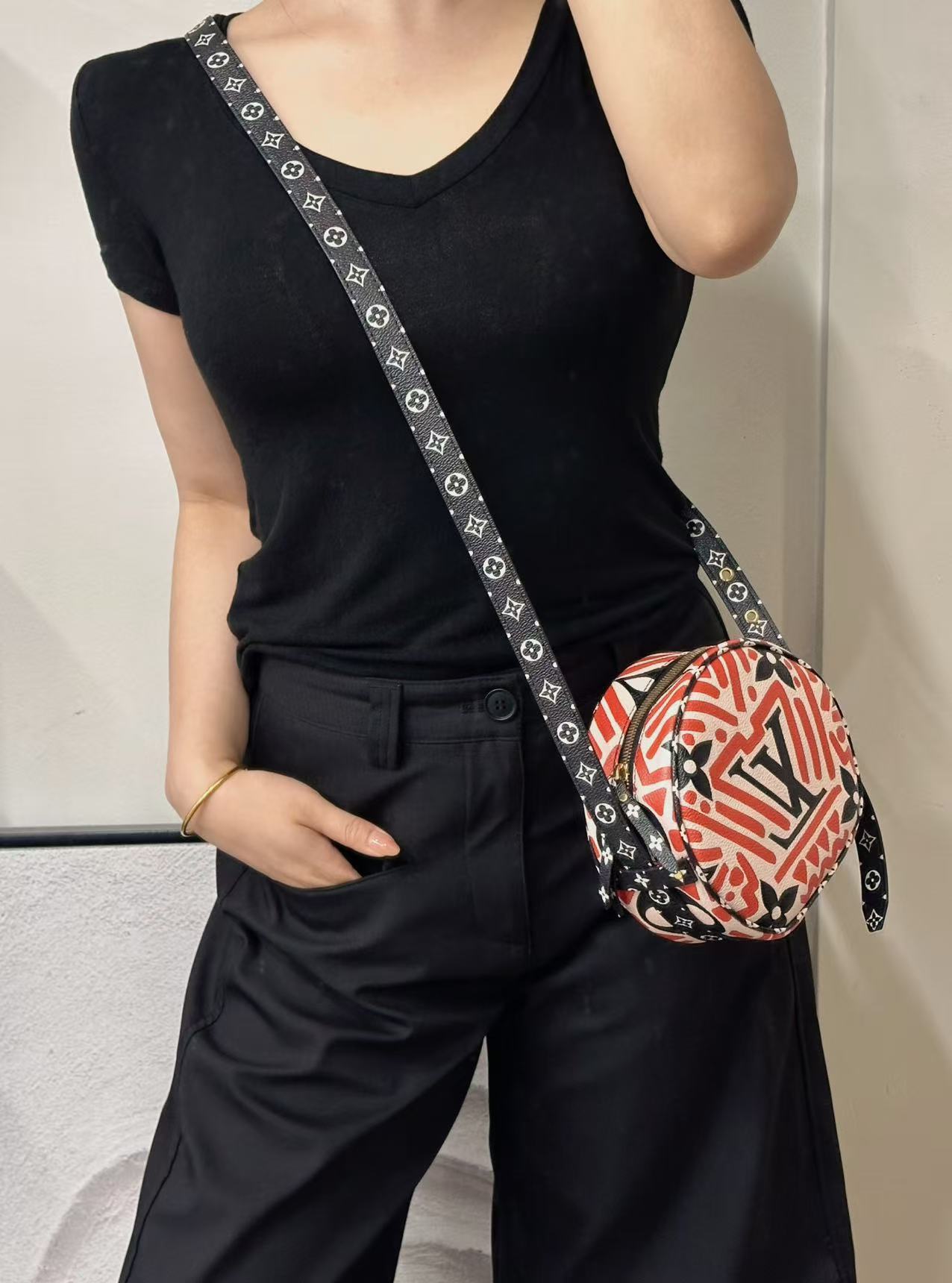 LV Crafty Limited Edition Round Bag [pre-owned]