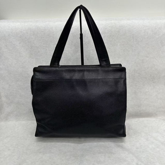 CHANEL Caviar Leather Shoulder Tote [Pre-Owned]