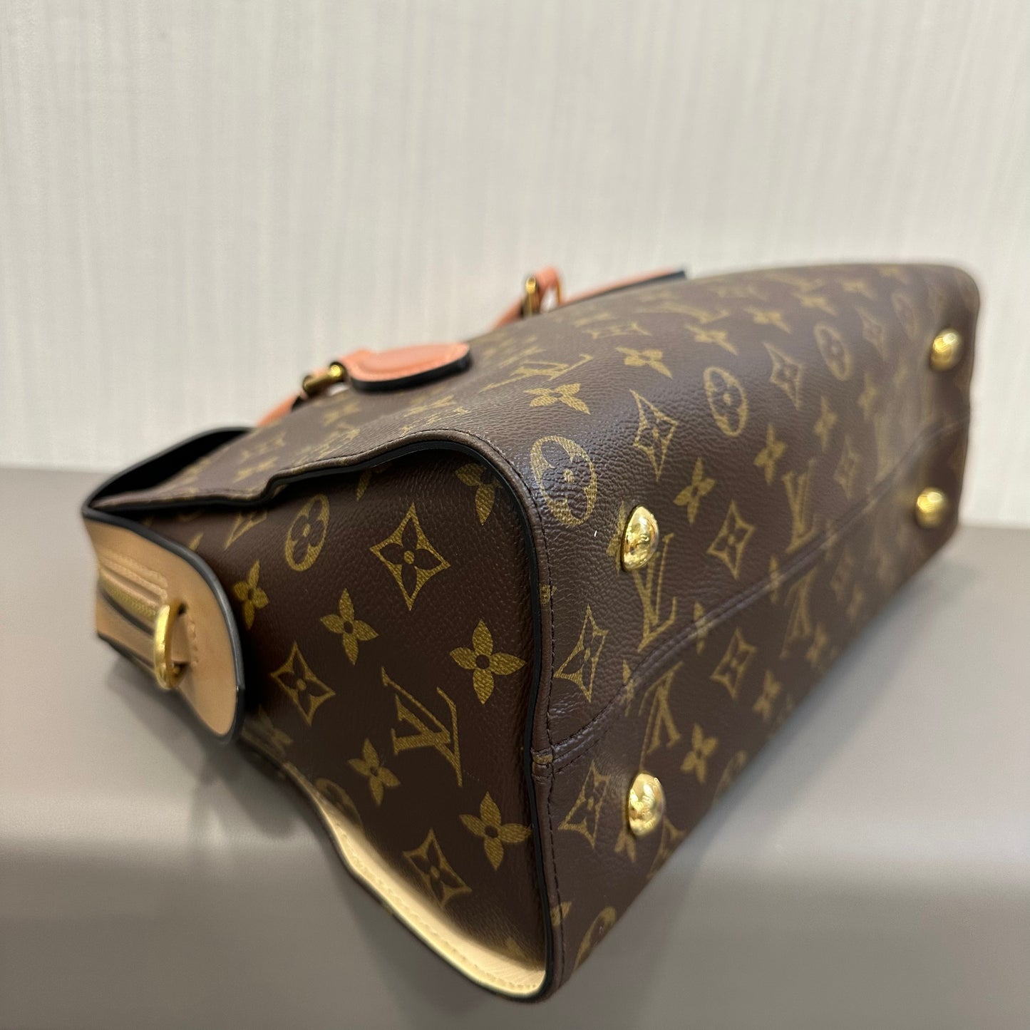 Louis Vuitton Tuileries Monogram Besace Tote Bag [Pre-Owned]