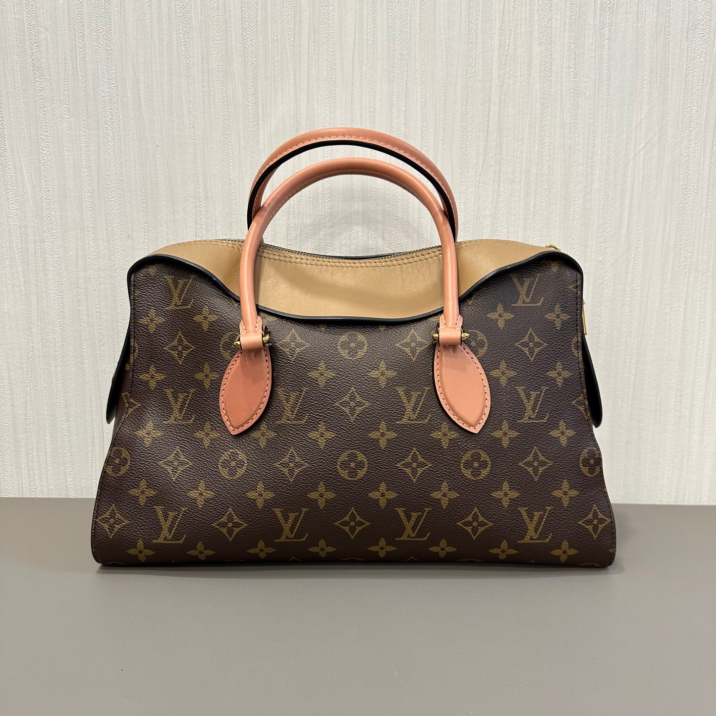 Louis Vuitton Tuileries Monogram Besace Tote Bag [Pre-Owned]