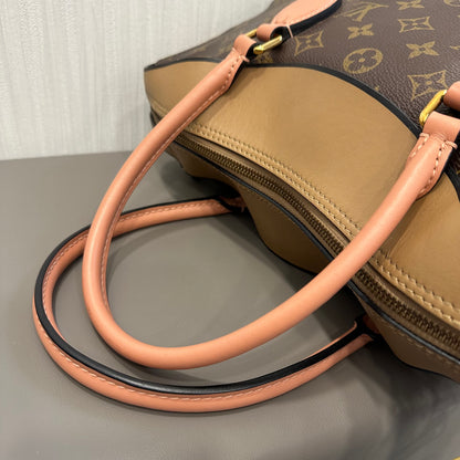 Louis Vuitton Tuileries Monogram Besace Tote Bag [Pre-Owned]