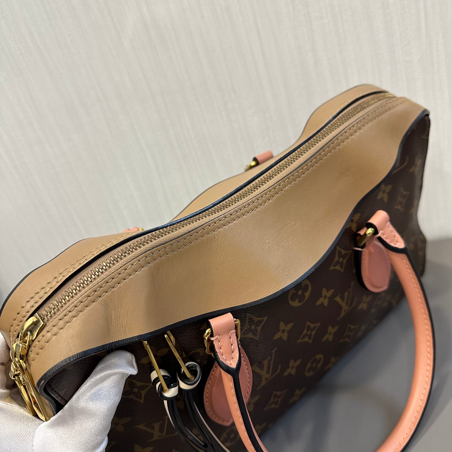 Louis Vuitton Tuileries Monogram Besace Tote Bag [Pre-Owned]