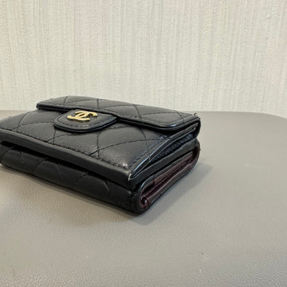 CHANEL Classic Wallet [Pre-Owned]