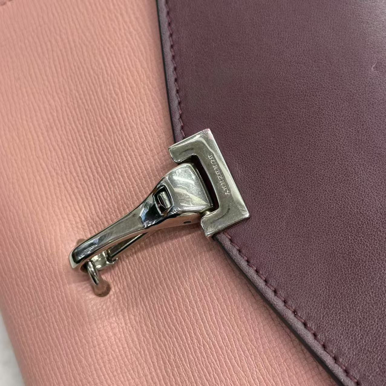 Burberry Colorblock Classic Messenger Bag [Pre-Owned]