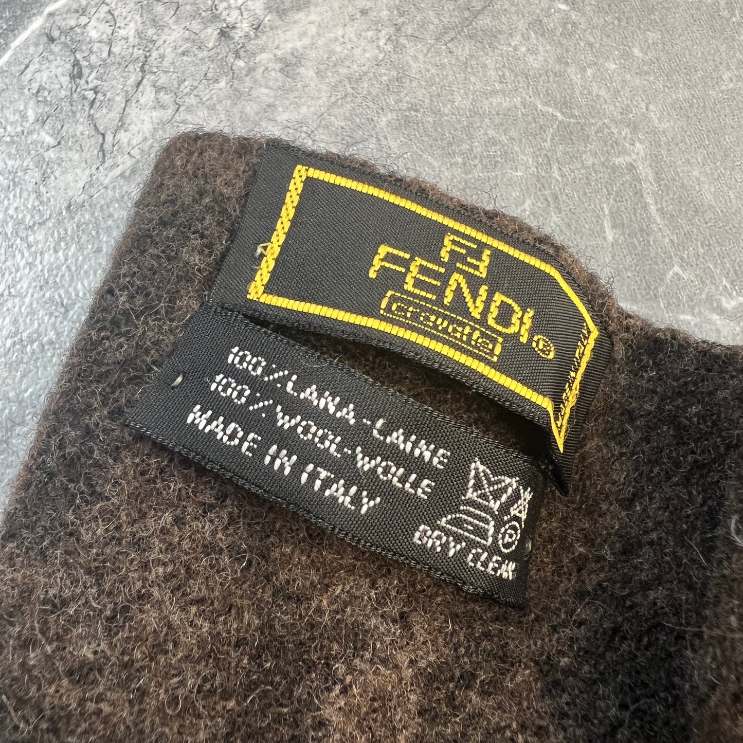 FENDI 羊毛围巾 [二手]