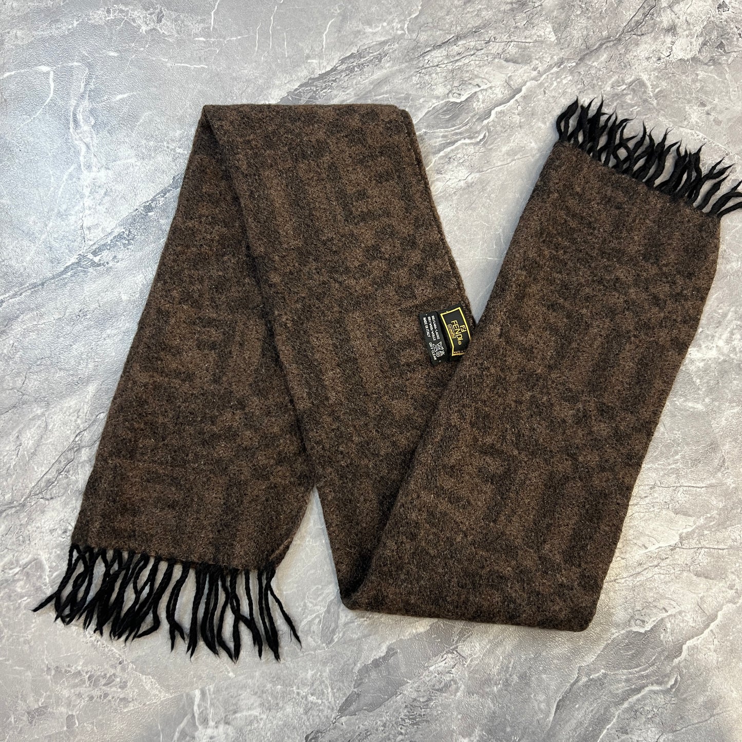 FENDI 羊毛围巾 [二手]