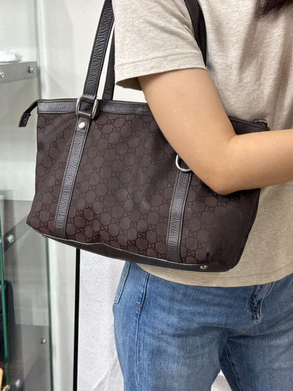 Gucci GG Supreme Tote Bag [Pre-Owned]