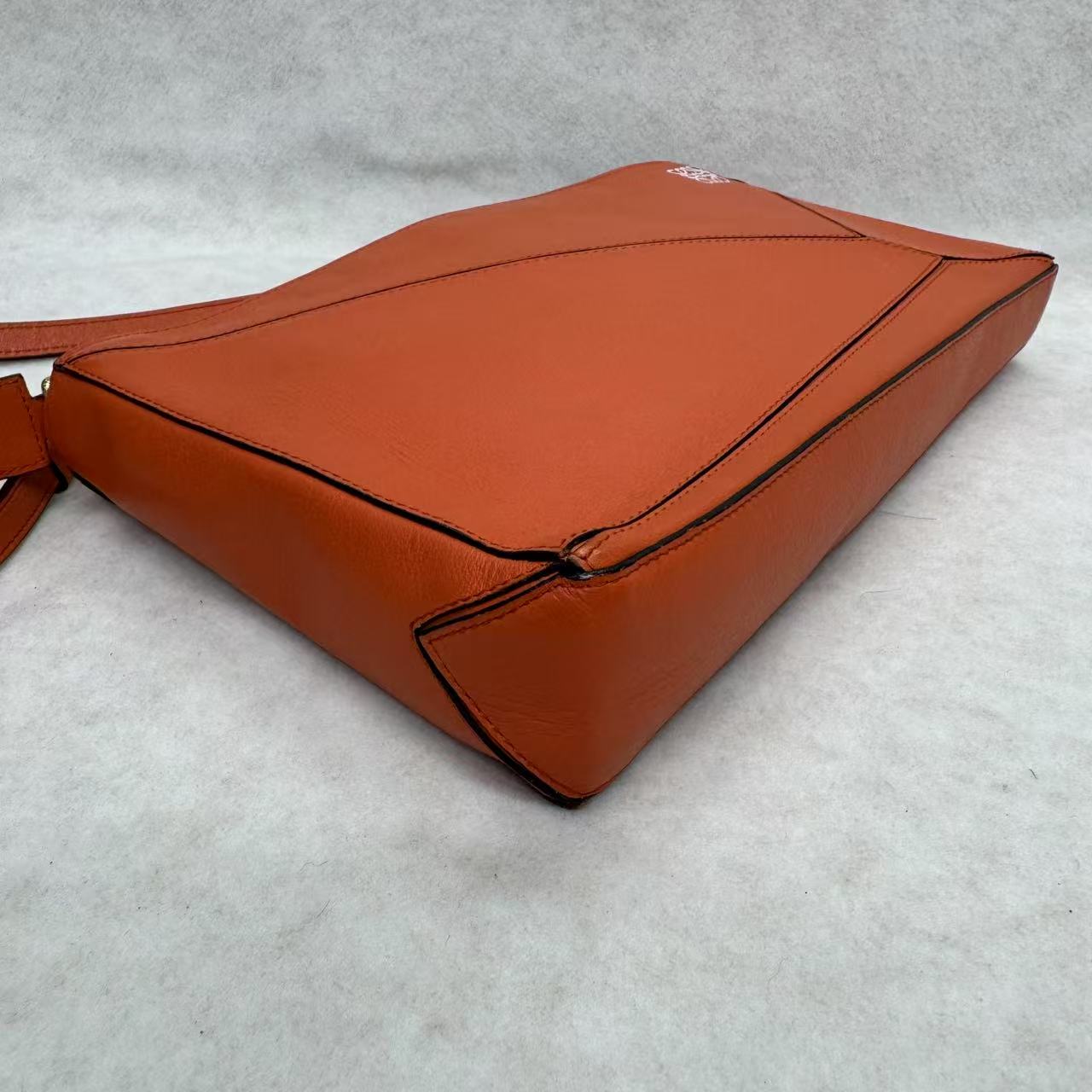 Loewe Puzzle Orange Shoulder Bag [Pre-Owned]
