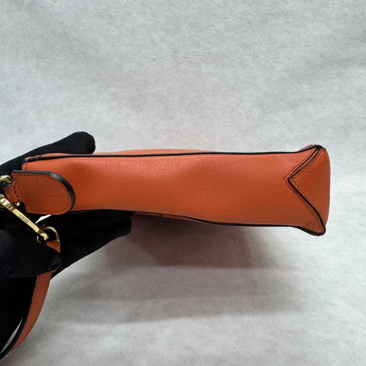 Loewe Puzzle Orange Shoulder Bag [Pre-Owned]