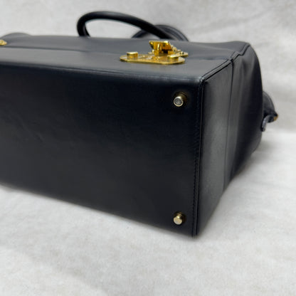 FENDI ブラック＆ゴールド レザー ボックスバッグ【中古】