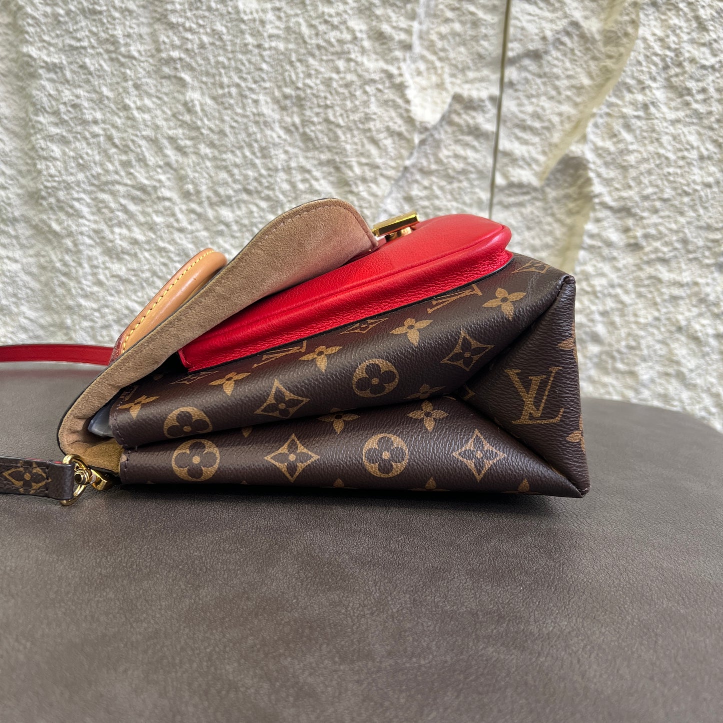 Louis Vuitton Monogram Multicolor Lock Bag [Pre-Owned]
