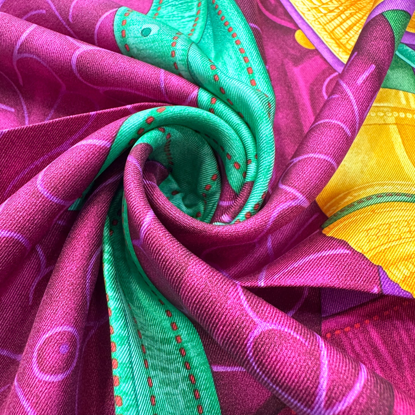 Hermès 90 真丝围巾“Selles à Housse”[二手]