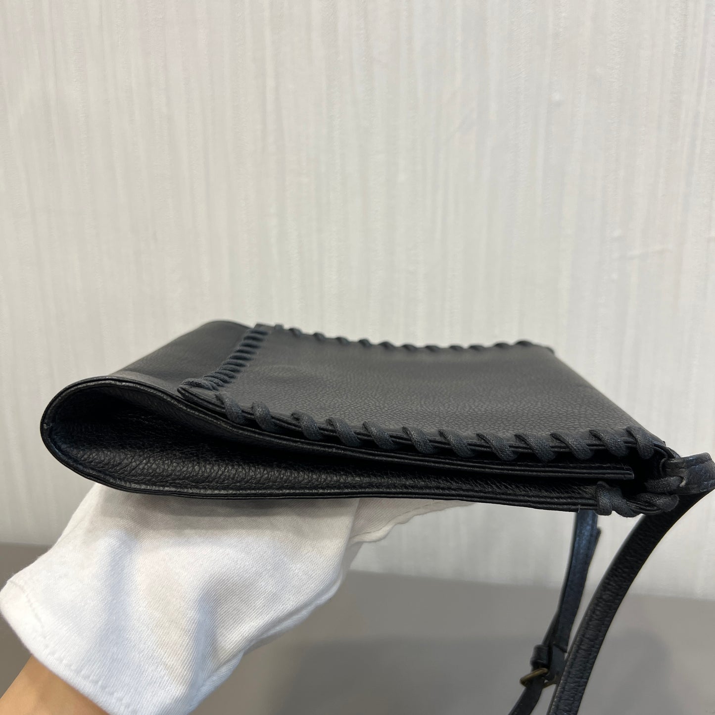 YSL ステッチディテール エンベロープバッグ【中古】