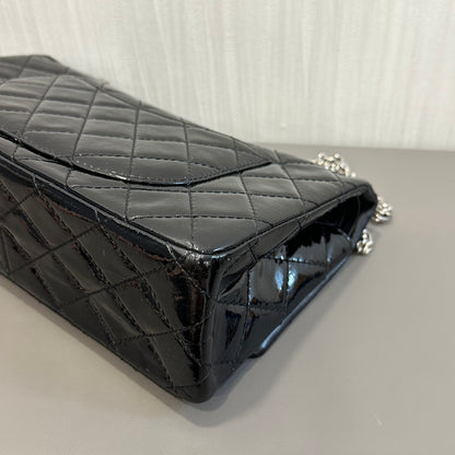 シャネル パテントレザー 2.55 シルバー チェーンバッグ【中古】