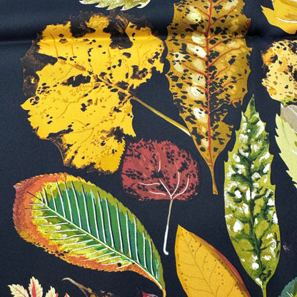 HERMÈS 90 "Whirling Leaves" Silk Scarf [Pre-Owned]