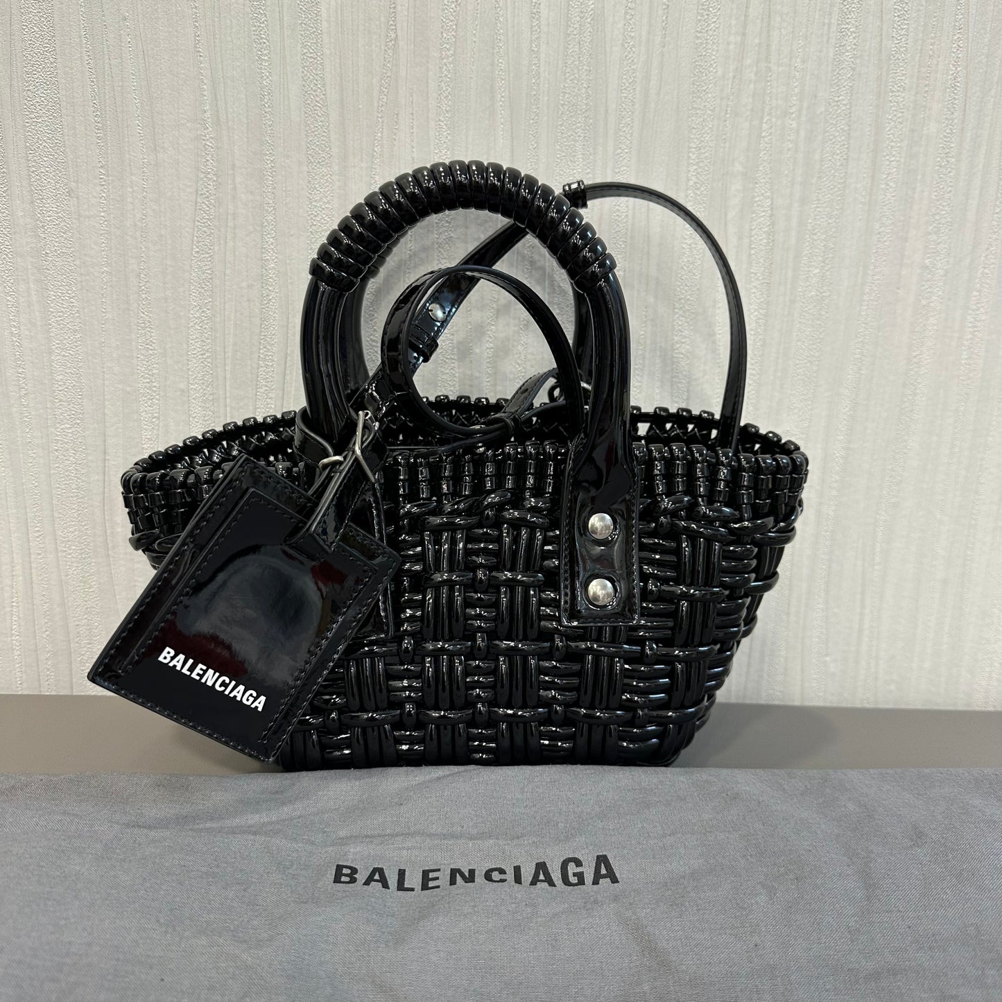 BALENCIAGA Black Woven Tote Bag [Pre-Owned]