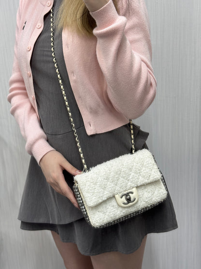 CHANEL Limited Edition White Tweed CF Bag [Pre-Owned]