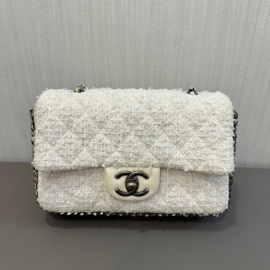 CHANEL Limited Edition White Tweed CF Bag [Pre-Owned]