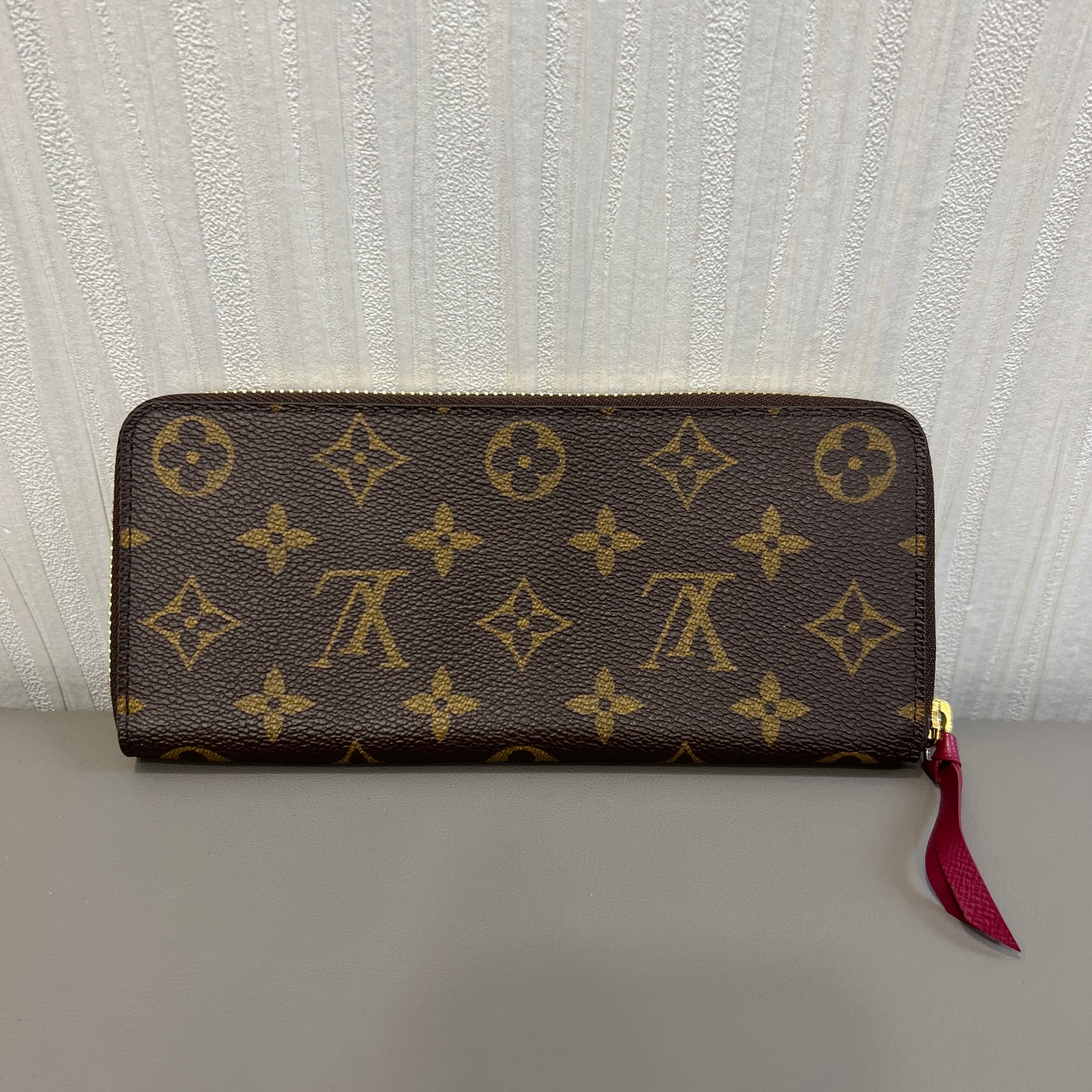 LV モノグラムキャンバス 長財布【中古】