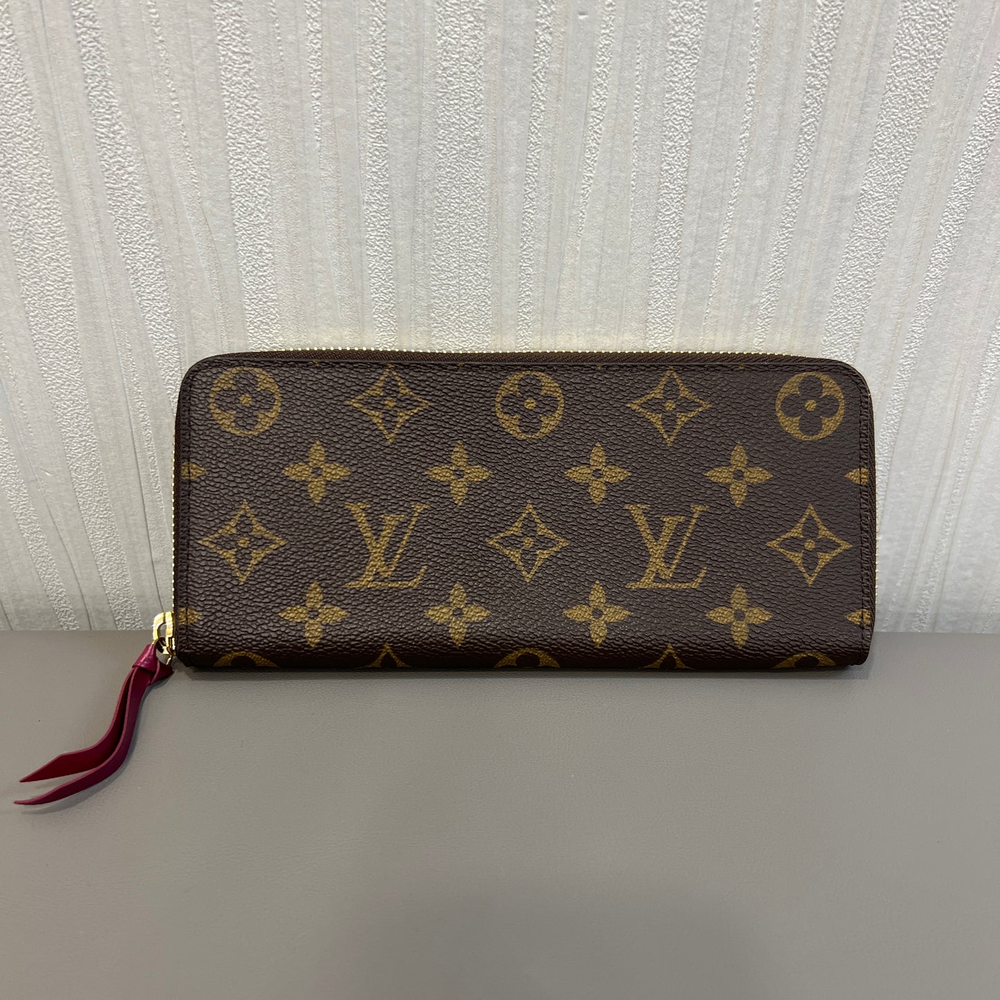 LV モノグラムキャンバス 長財布【中古】
