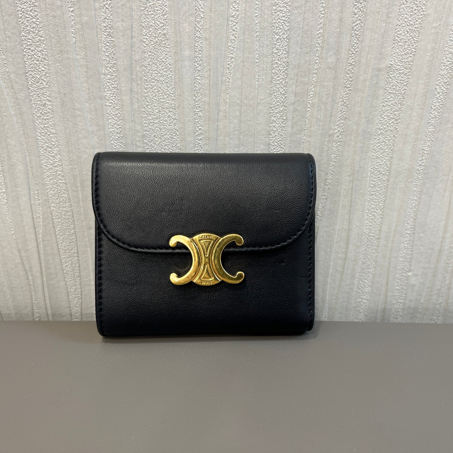 CELINE 三つ折りショートウォレット【中古】