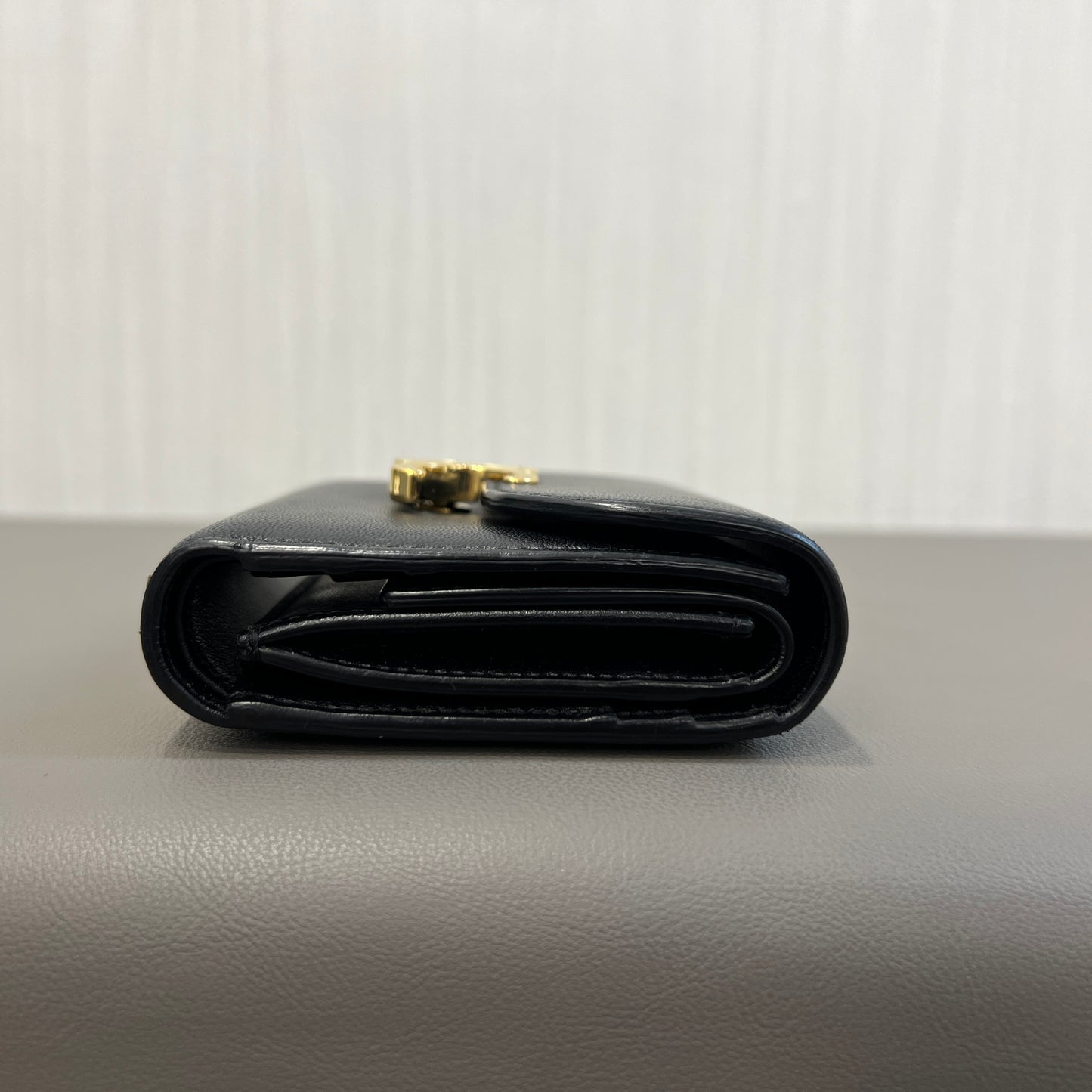 CELINE 三つ折りショートウォレット【中古】