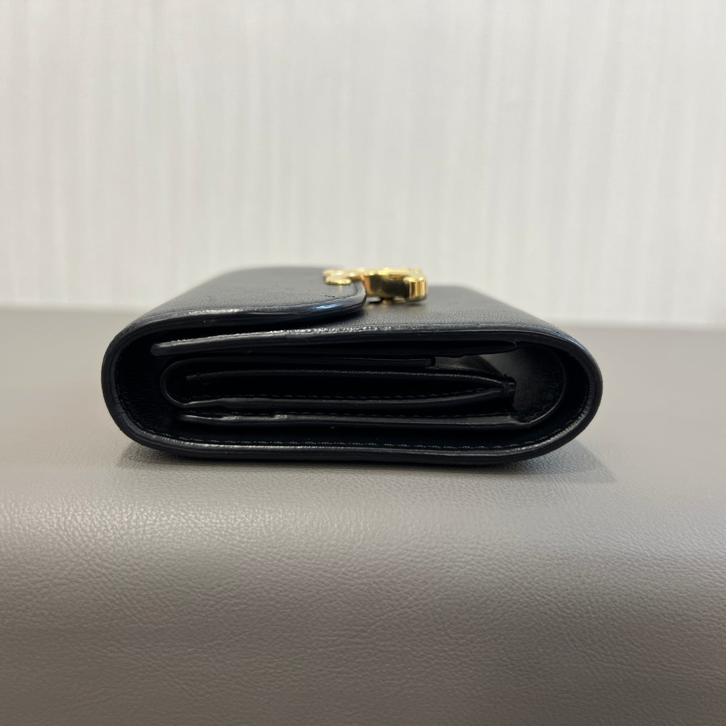 CELINE 三つ折りショートウォレット【中古】