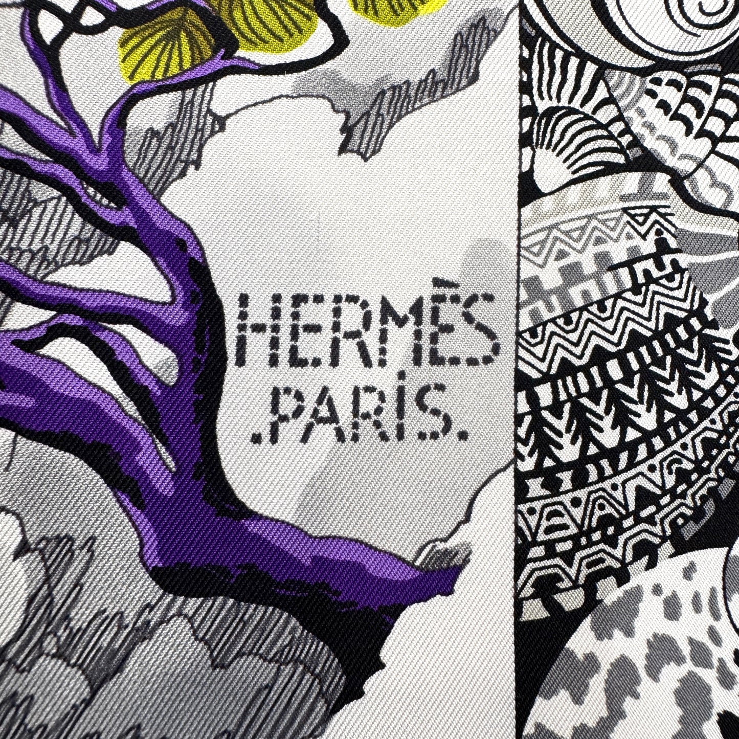 HERMES 90 "Sieste au Paradis" Silk Scarf [Pre-Owned]