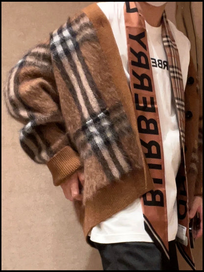 Burberry Scarf [Pre-Owned]