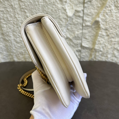 Gucci Rajah Tiger Head Chain Crossbody Bag [Pre-Owned]
